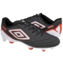 Chuteira Campo Umbro Attak III - PRETO/BRANCO/CINZA